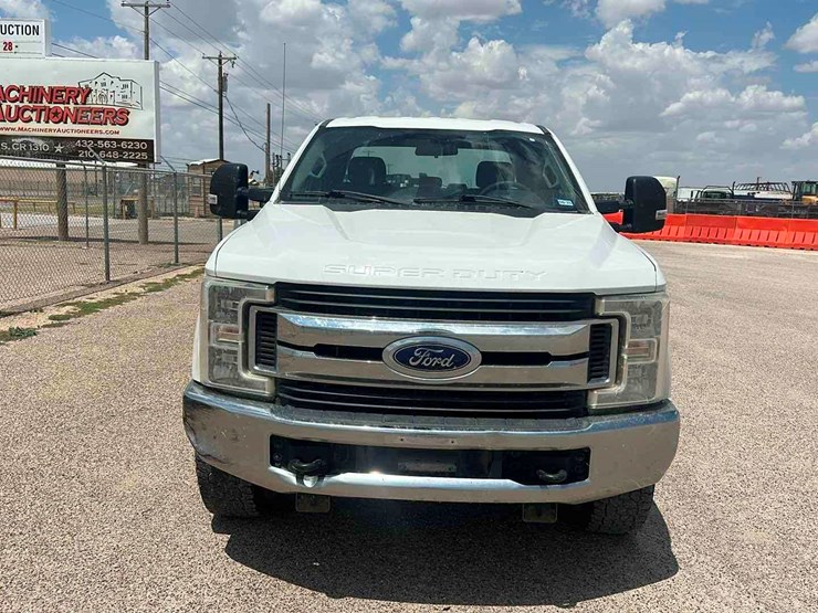 2019-ford-f250-image-2