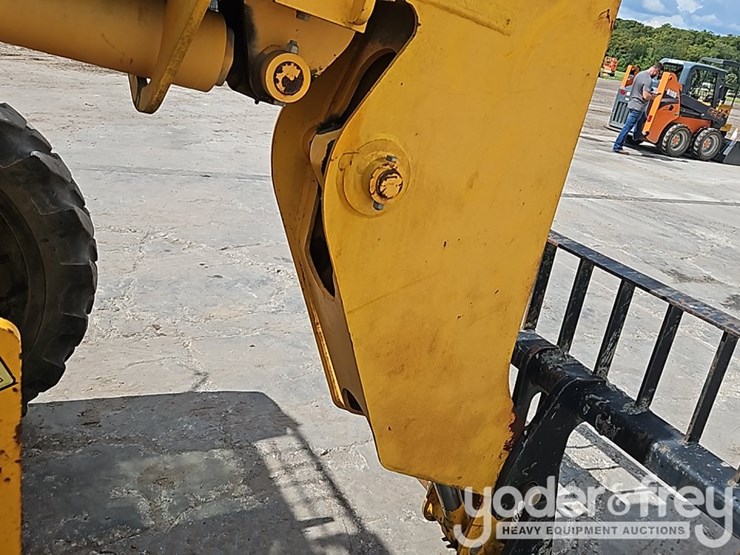 2005-jcb-506chl-image-12