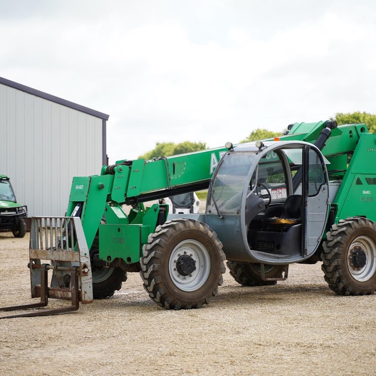 2006 GENIE GTH844