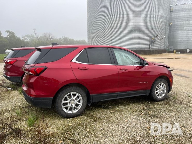 2024-chevrolet-equinox-lt-image-8
