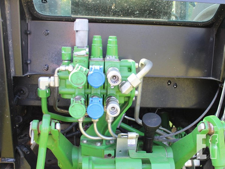 john-deere-5100e-image-5
