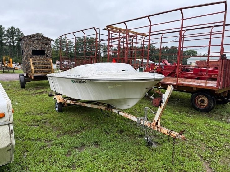 fabuglas-15'-boat-and-trailer-image-1