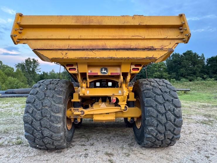 2022-deere-410e-image-6