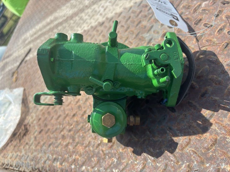 marvel-schebler-dltx-18-carburetor-image-5