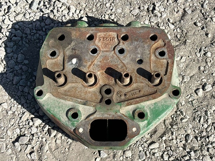 john-deere-model-g-head-image-1