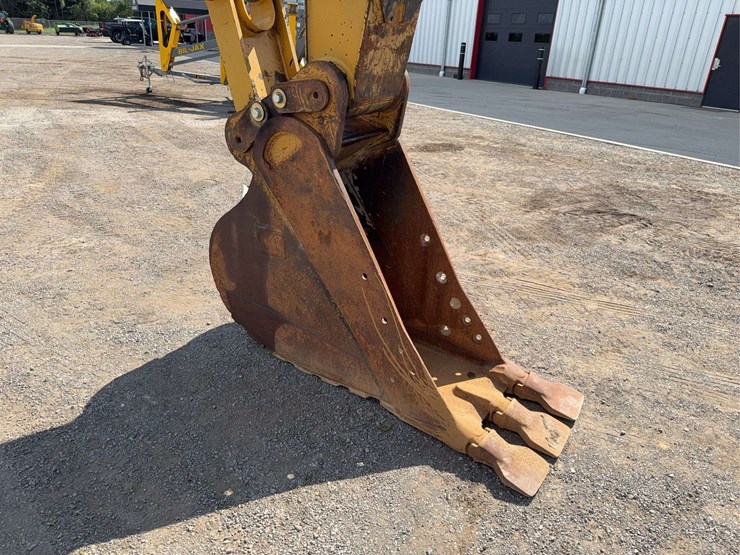 2013-caterpillar-329el-image-40