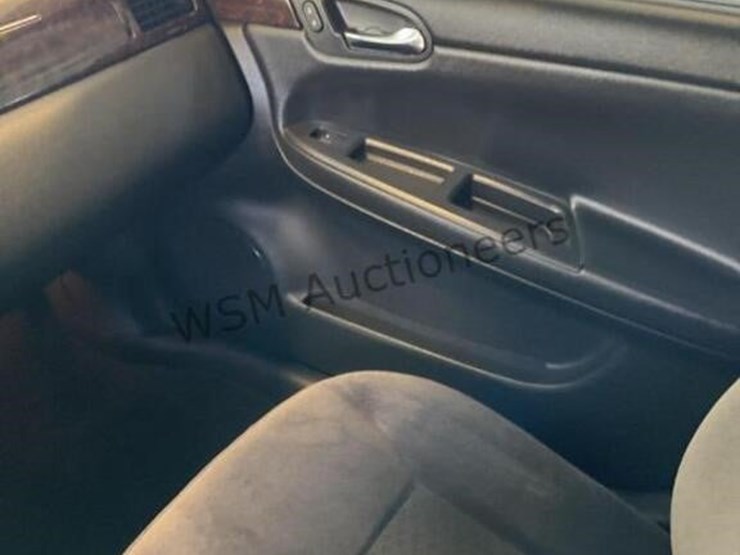 2014-chevrolet-impala-sdn-image-19