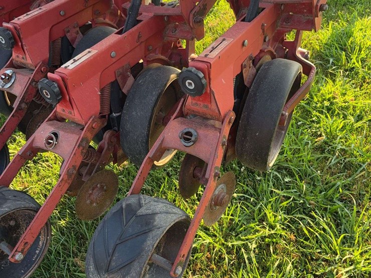 case-5400-drill,-20ft,-soybean-special,-yetter-no-till,-with-markers-image-17