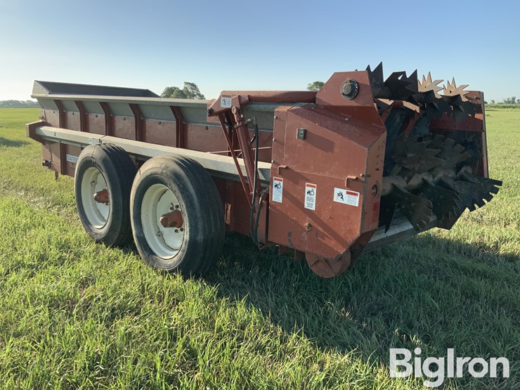 hesston-s370-image-7