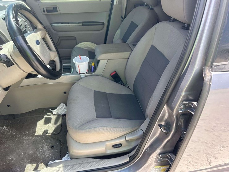 2008-ford-escape-xlt-image-13