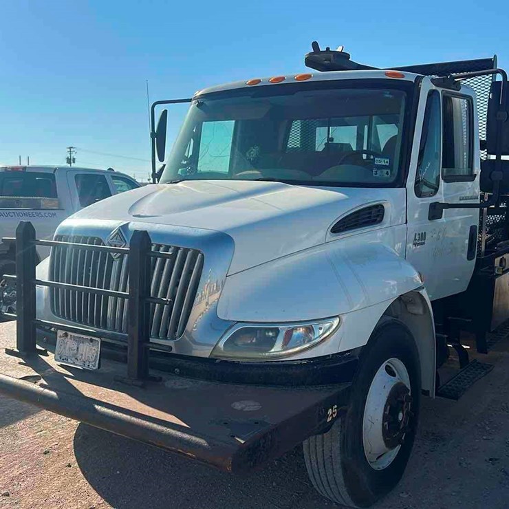 2007 INTERNATIONAL 4300