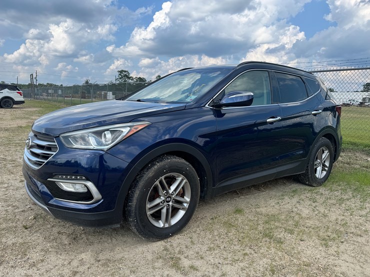 2018-hyundai-santa-fe-image-1