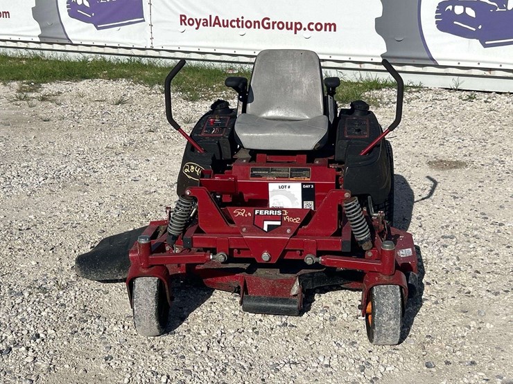 ferris-52in-zero-turn-mower-image-15