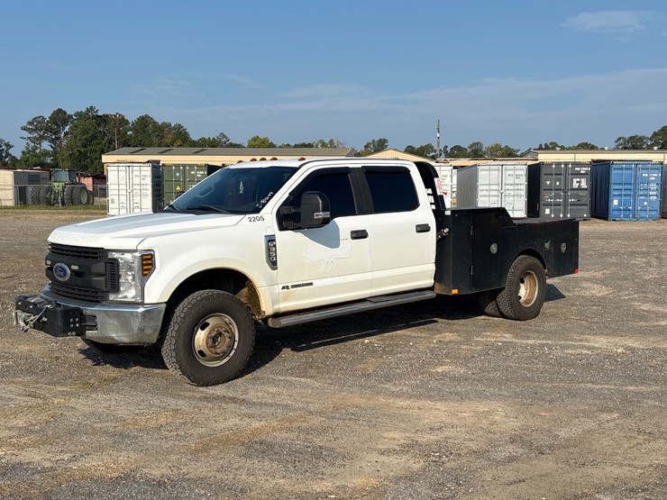 2019-ford-f350-xl-image-18