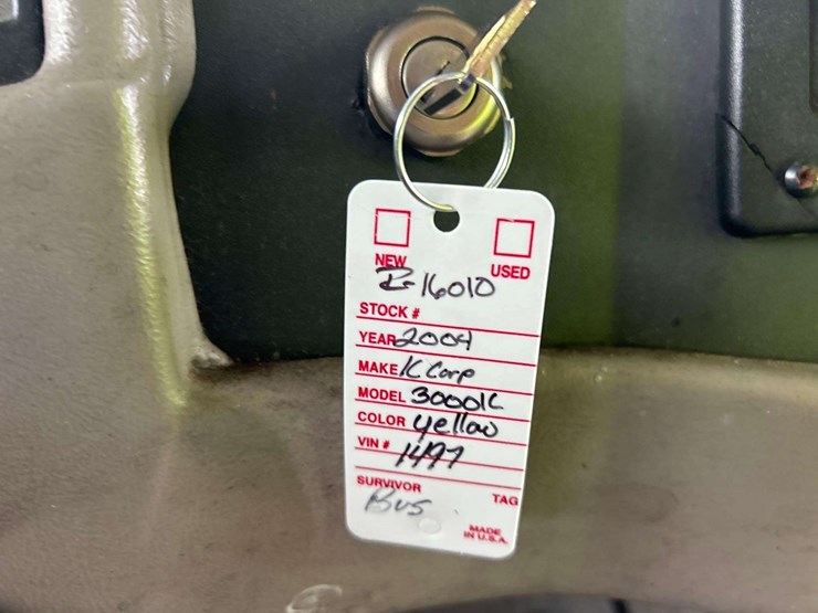 2004-ic-corporation-3000ic-school-bus-image-25