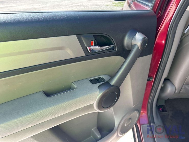 2010-honda-crv-image-22