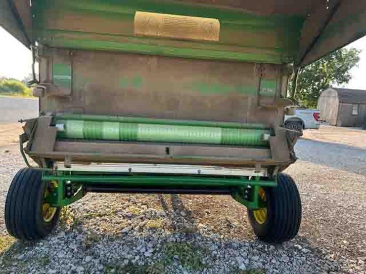 john-deere-567-image-7