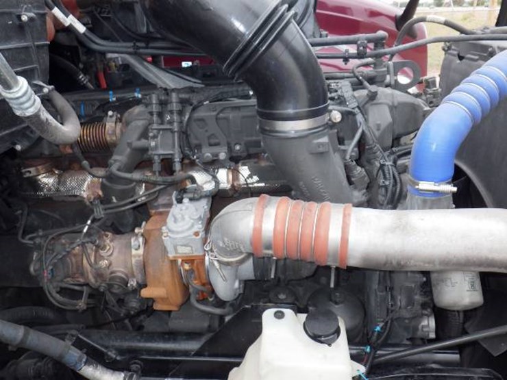 2022-kenworth-t680-image-19
