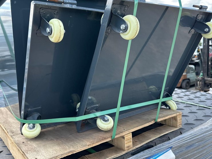 unused-wheeled-dump-hopper-image-2