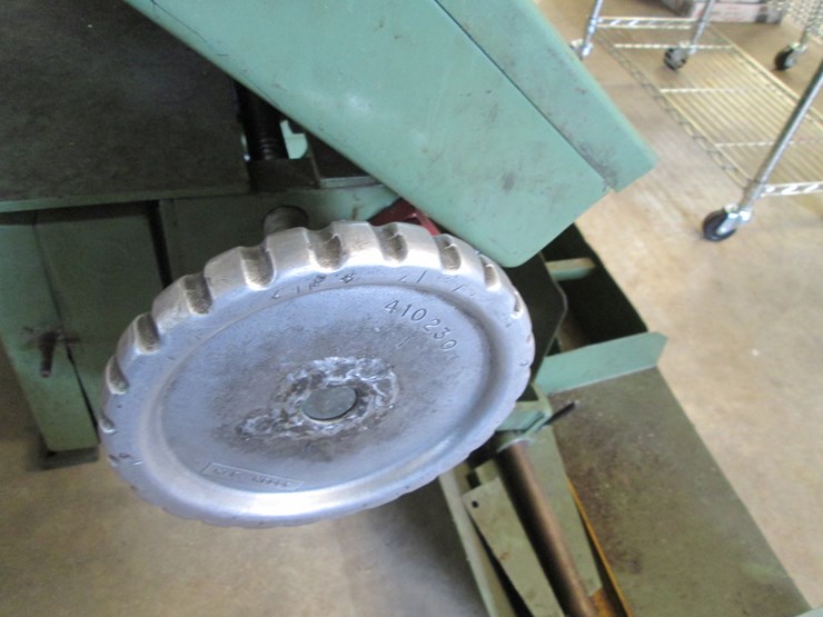 #59-•-#26934-•-wf-wells-&-sons-band-saw-image-5