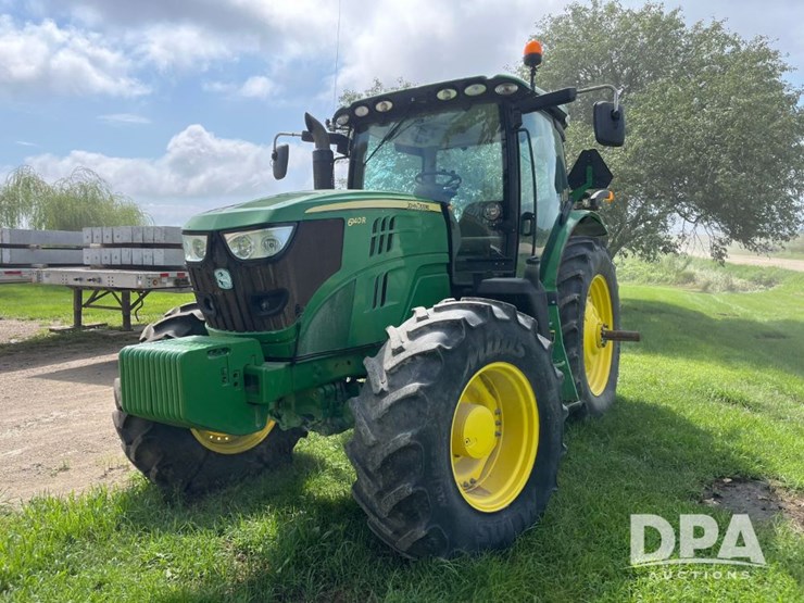2014-john-deere-6140r-image-13
