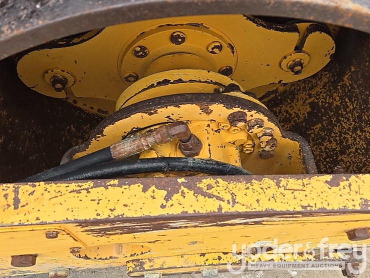 2012-volvo-sd25f-image-20