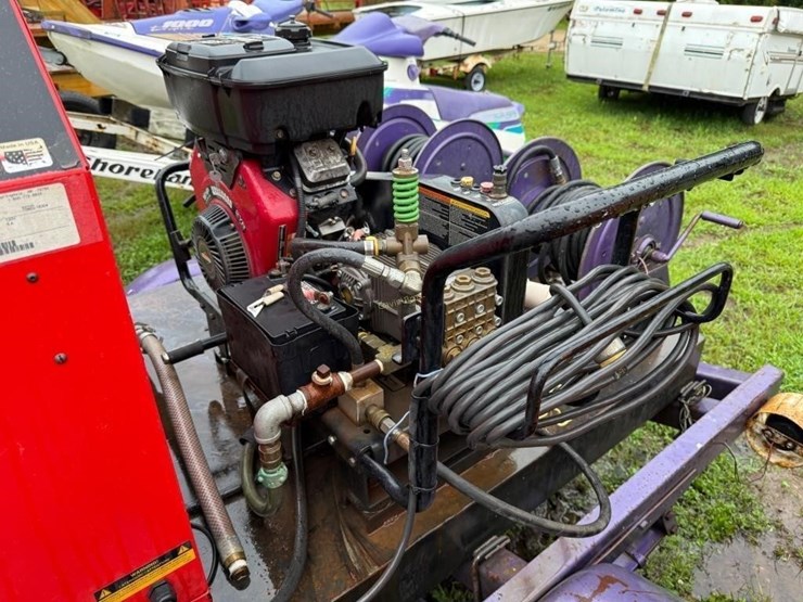 tuff-hot-water-pressure-washer-trailer-image-7