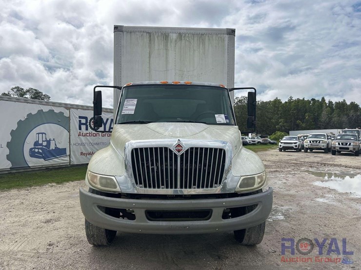 2003-international-durastar-4200-image-20