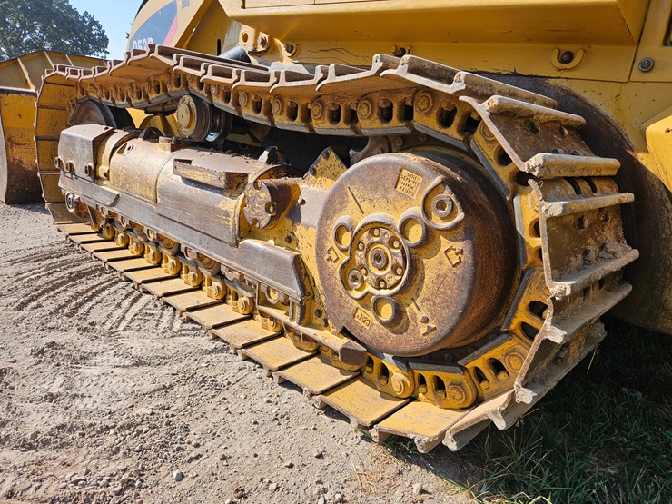 2014-caterpillar-953d-image-78
