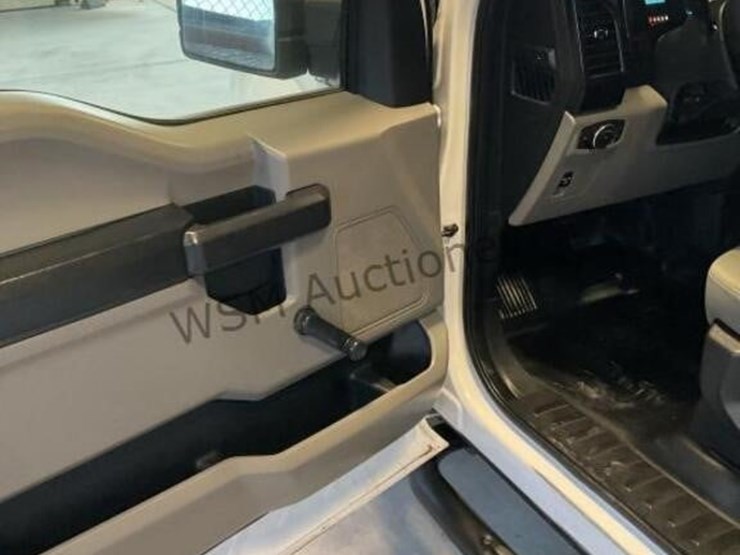 2018-ford-f150-image-23