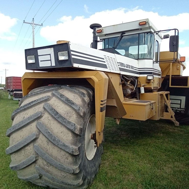 1994 CATERPILLAR 3208
