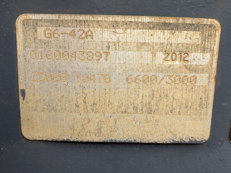 2012-jlg-g6-42a-image-25