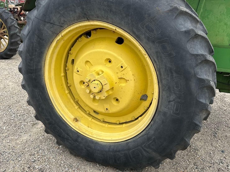 john-deere-5010-image-8