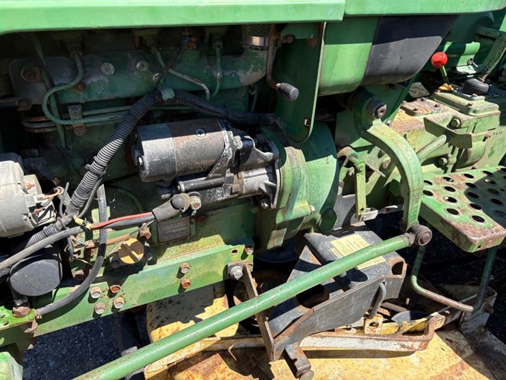 john-deere-1050-image-16