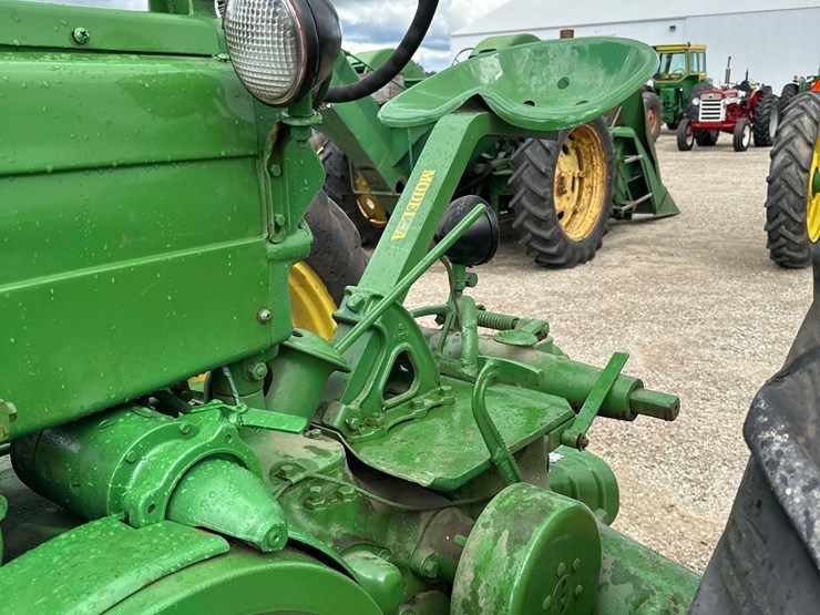john-deere-a-image-13