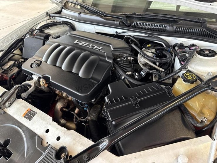 2016-chevrolet-impala-ls-sdn-image-11