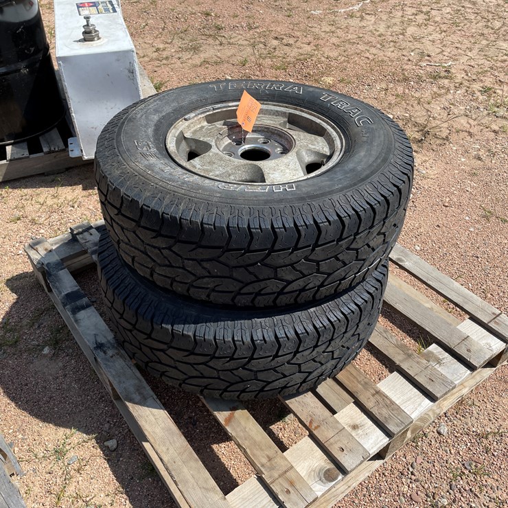 #4754 • Set of (2) Tires on Rims