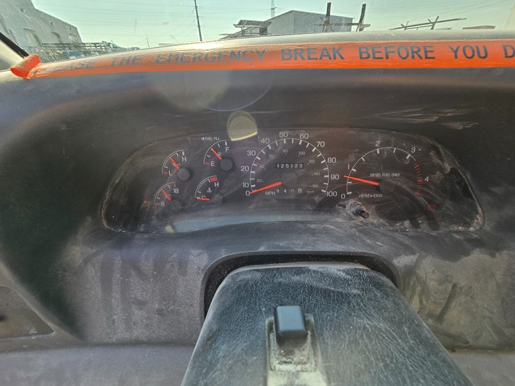 2000-ford-f550-image-48