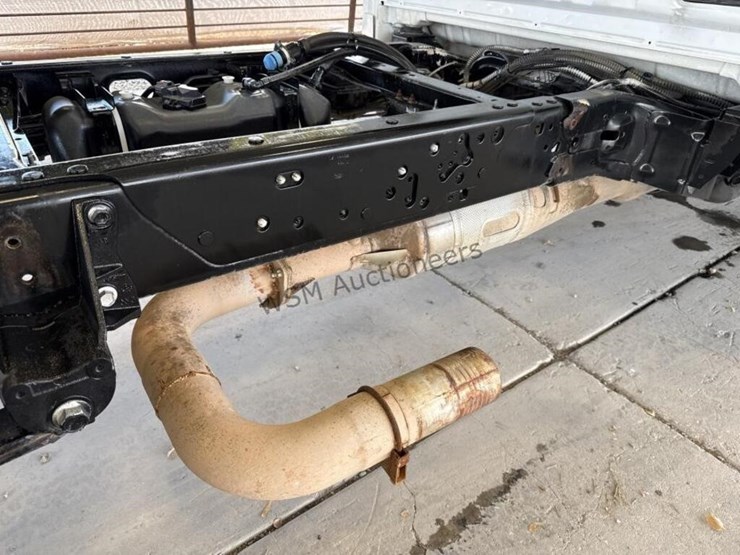2017-ford-f550-image-9