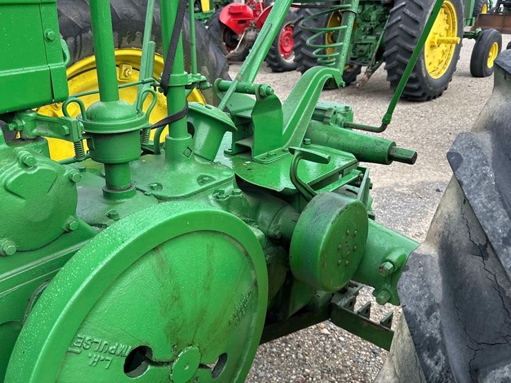 john-deere-a-image-12