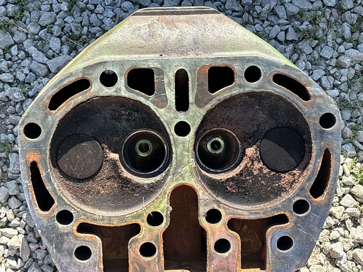 john-deere-model-g-head-image-14