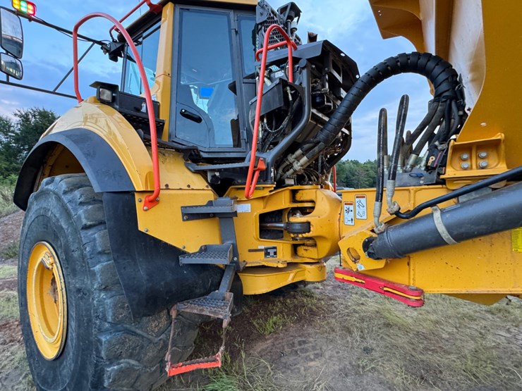 2020-volvo-a40g-image-9