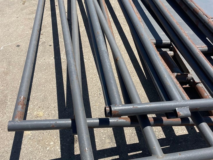 4-8ft-working-chute-panels/fence-panels-image-4