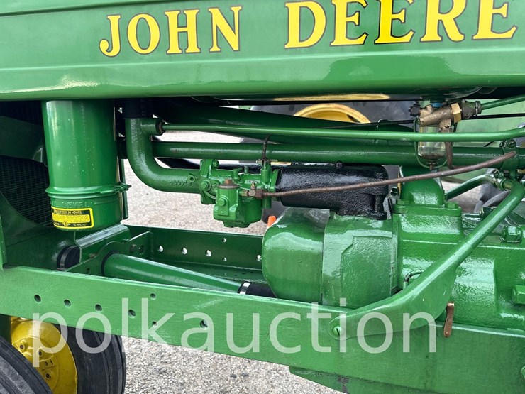 john-deere-b-image-13