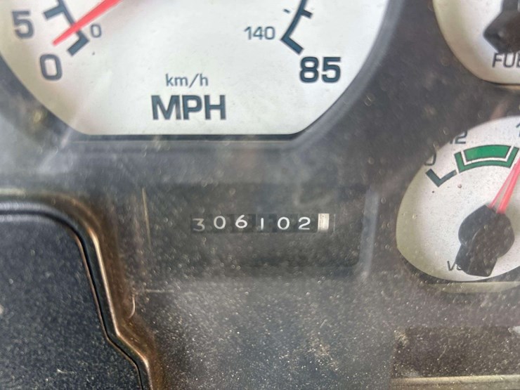 2004-ic-corporation-3000ic-school-bus-image-6