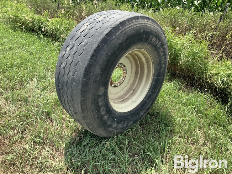 firestone-t839-radial-tire-&-rim-image-1