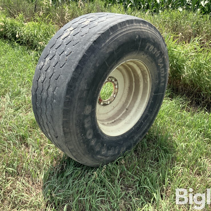 Firestone T839 Radial Tire & Rim