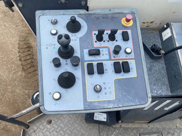 2018-wirtgen-w210i-image-25