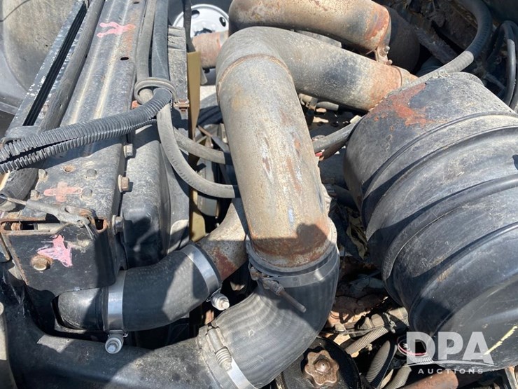 2003-ihc-8100-dry-tender-truck-(pz13790,-unit-25275)-image-6