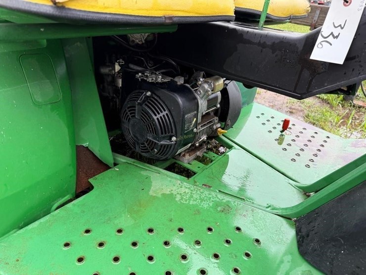 john-deere-gator-image-6